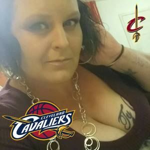 Meet your Posher, Sharon